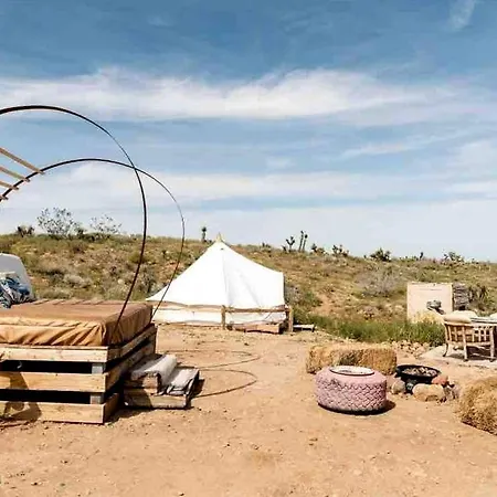 Glamping Salmarina Luxury tent